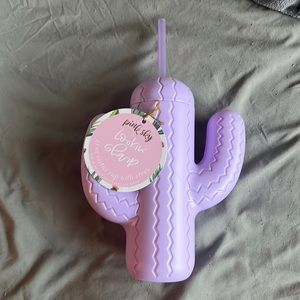 NWT 21 Ounce Cactus Cup w/ Straw